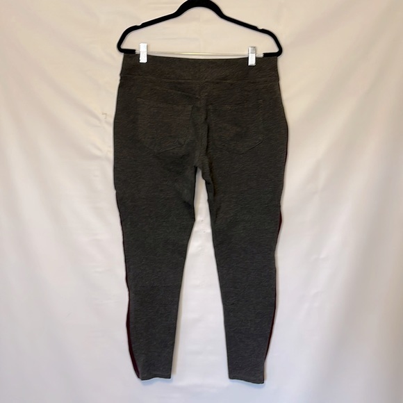 Mudd High-Waisted Ponte Leggings - Gray with Burgundy and Plaid Side Stripes -XL - Picture 3 of 4
